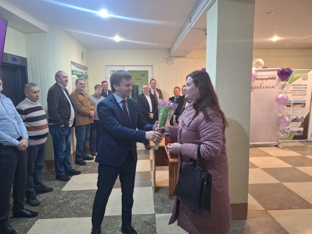 pozdravlenie-s-8-marta-ot-muzh_1