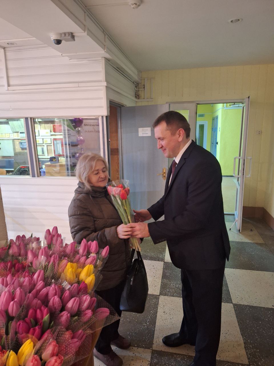 pozdravlenie-s-8-marta-ot-muzh_3